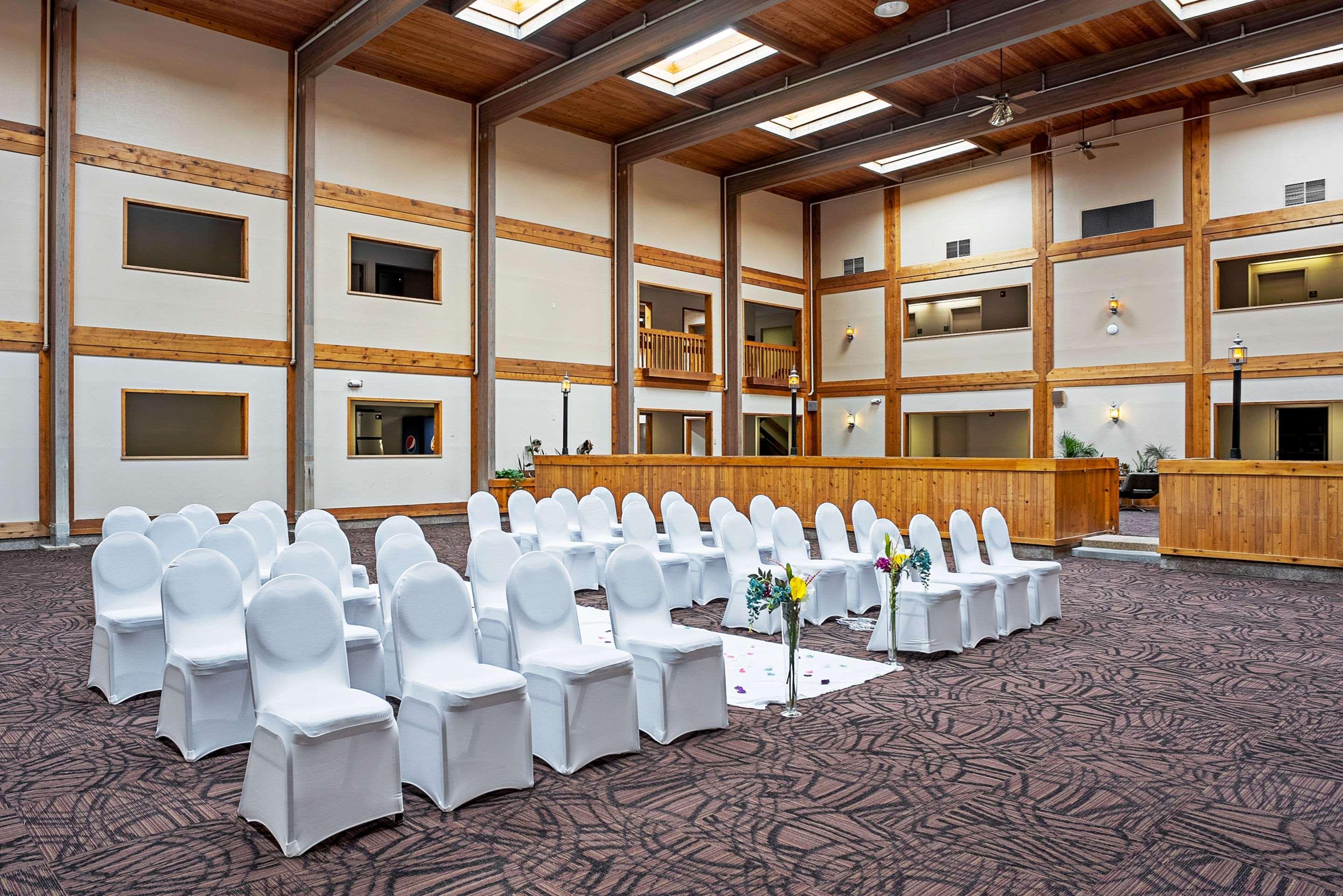 Quality Inn Frontier At Us Hwy 30 Clinton Екстер'єр фото