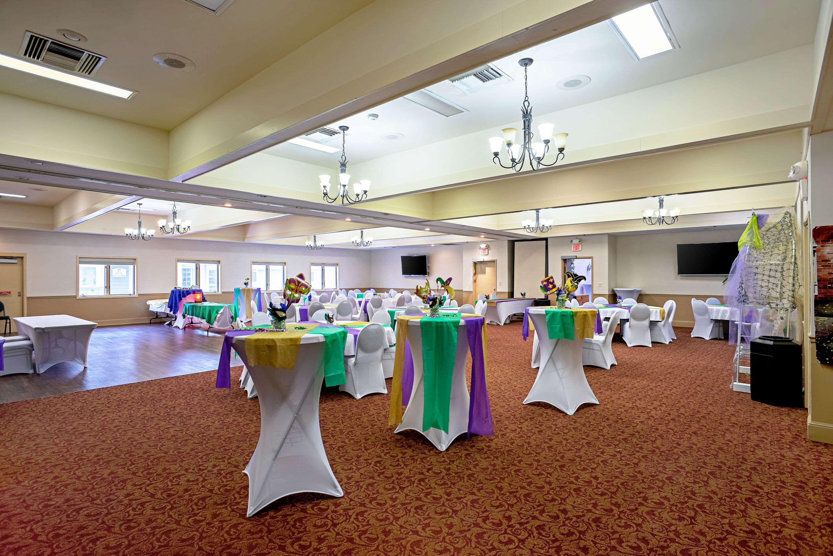 Quality Inn Frontier At Us Hwy 30 Clinton Екстер'єр фото